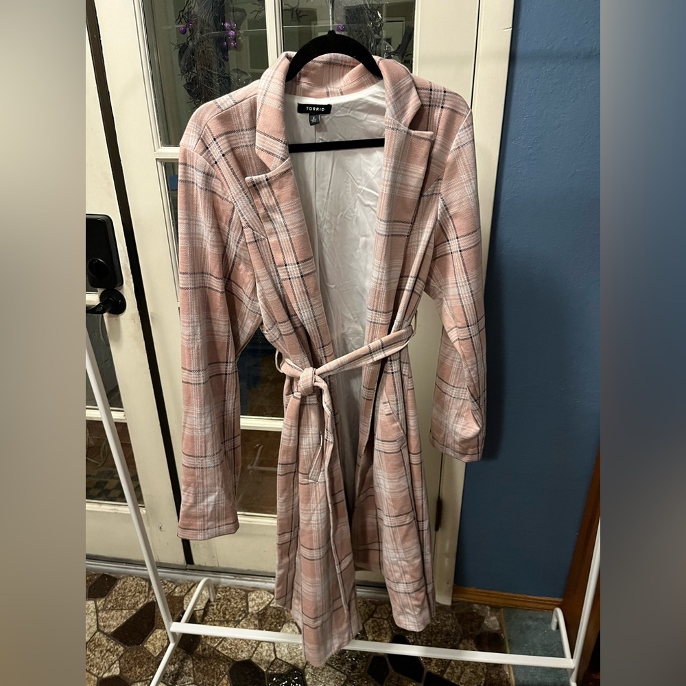 Pink plaid Torrid coat